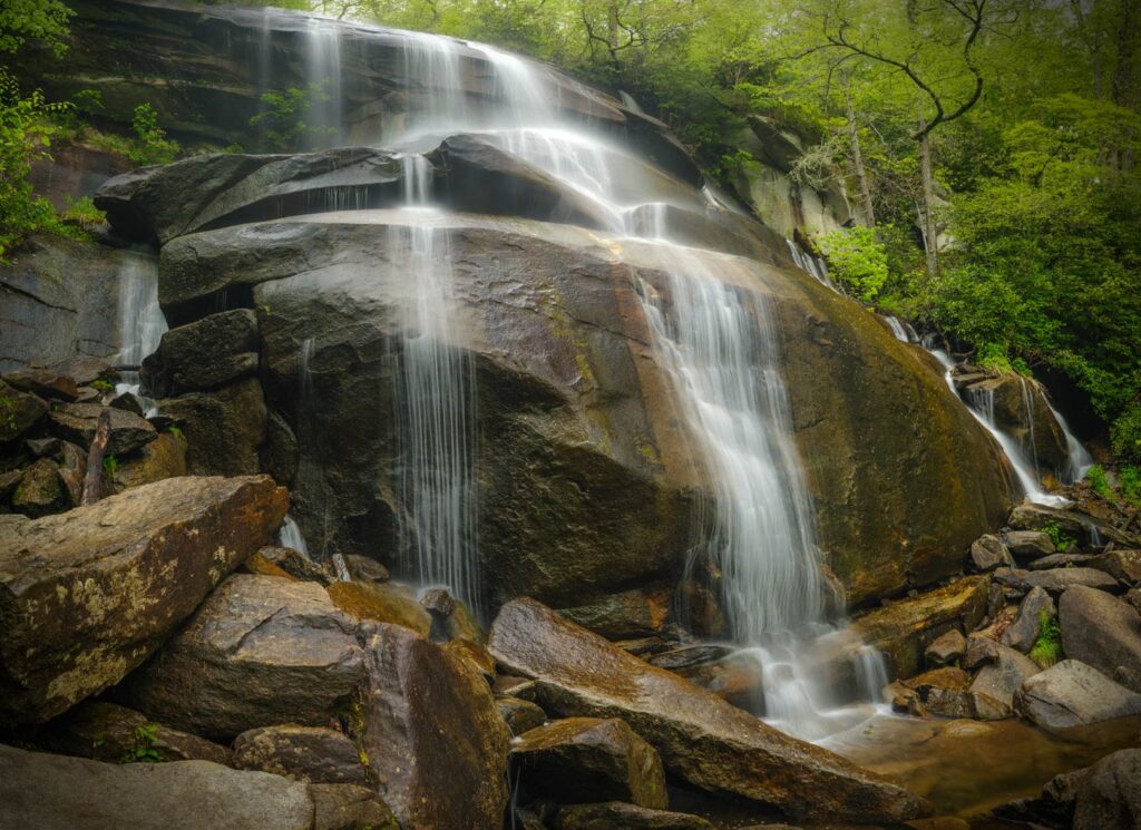 Tom's Falls, North Carolina